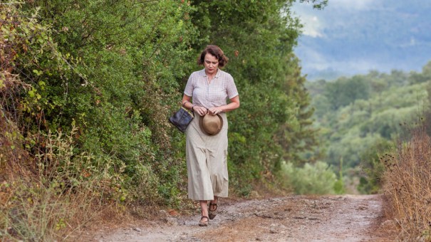 the_durrells_ep1_07